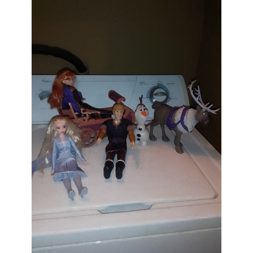 Elsa, Anna,  Kristoff,  Sven (TY Plush), Olaf Disney Sledding Adventure - Frozen - Picture 2 of 9